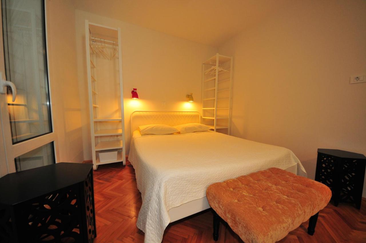 Apartments And Rooms By The Sea Banjol, Rab - 5077 Extérieur photo